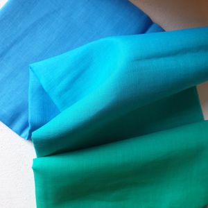 Hovedbilde Laura's Play Cotton lekestoff "Vann" 90x90 cm